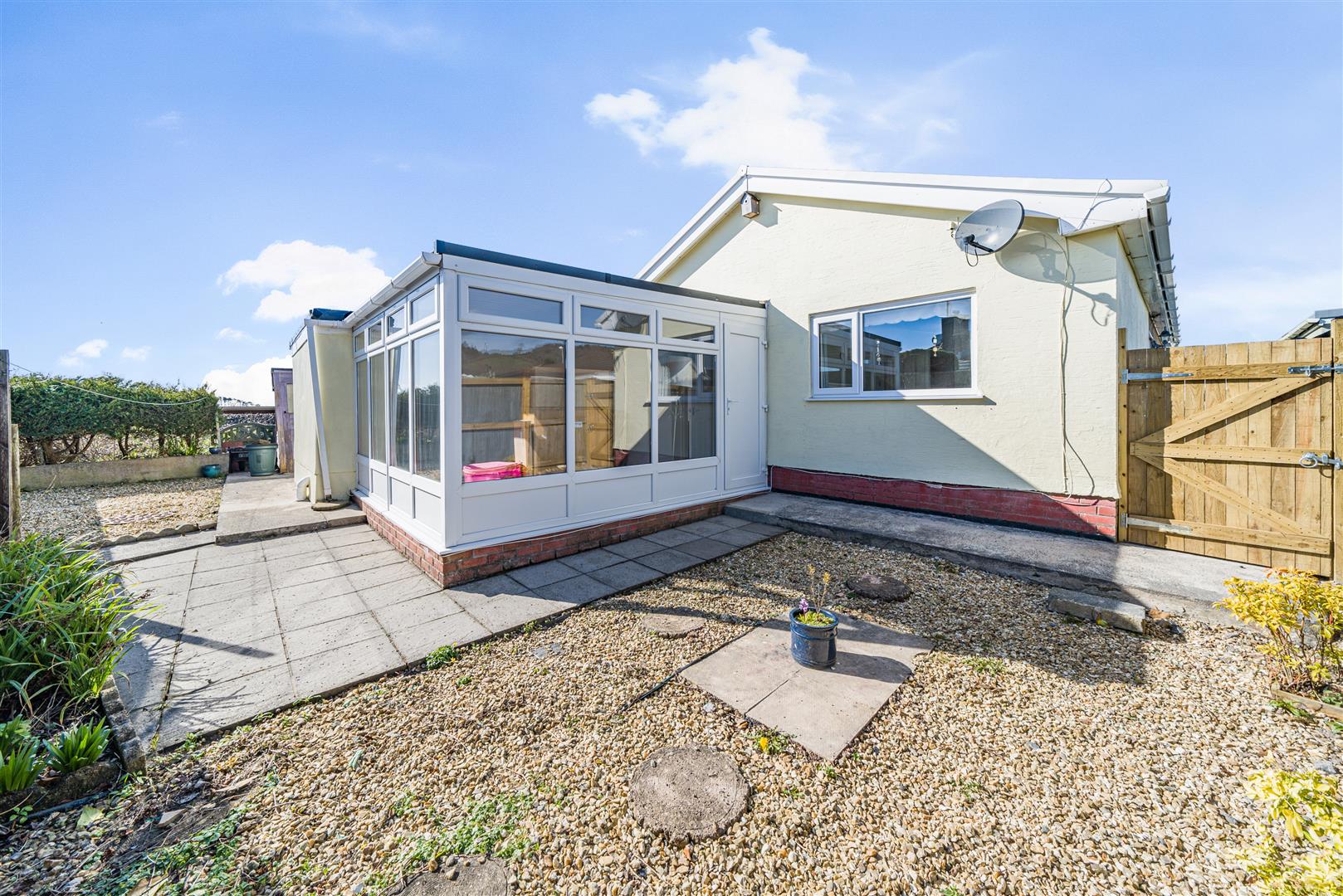 Maenor Helyg, Pembrey, Burry Port, SA16 0TU